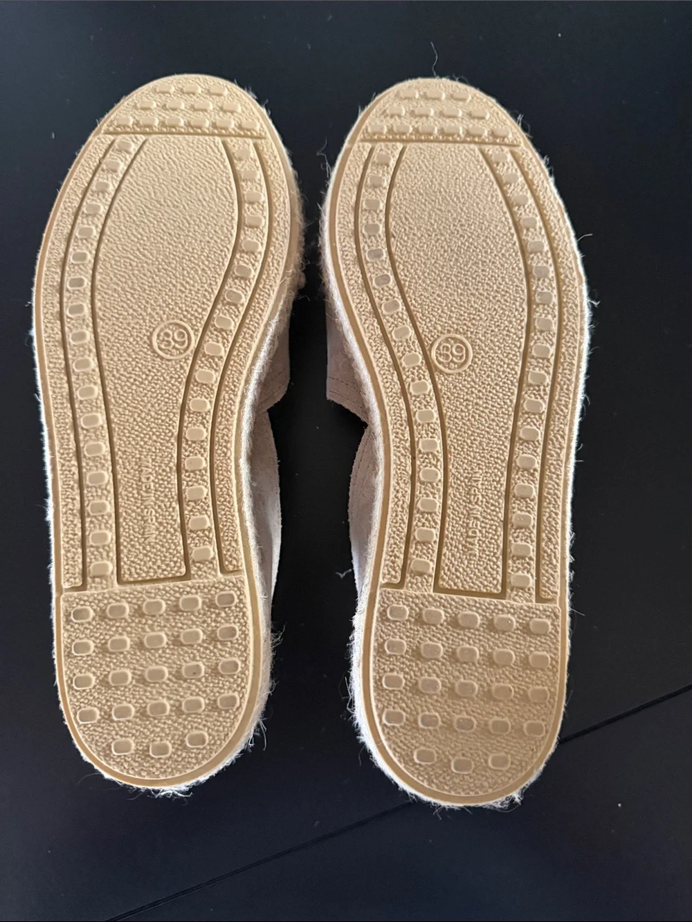 Verbenas Espadrilles Carmen Serraje Stone Sz. 39 NWOT